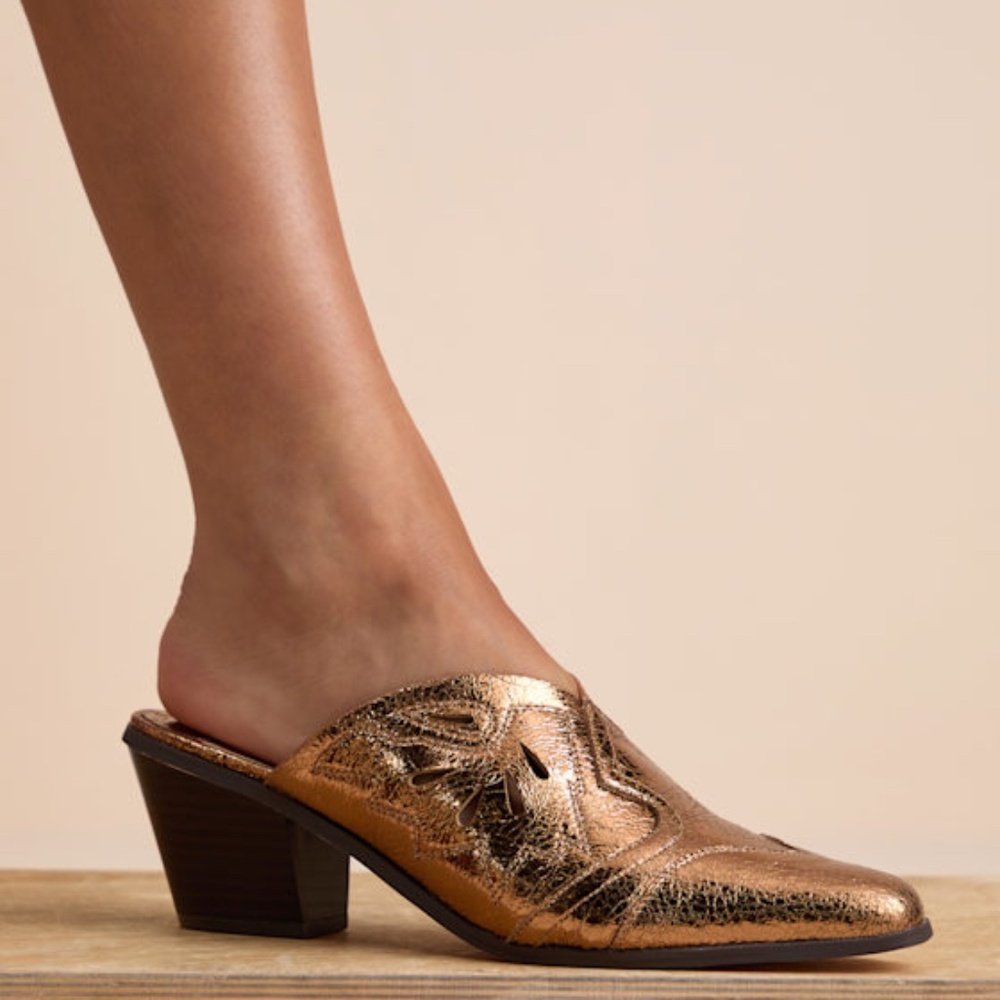 Lulus Armina Bronze Western Mule Pumps Gold - Size 8
